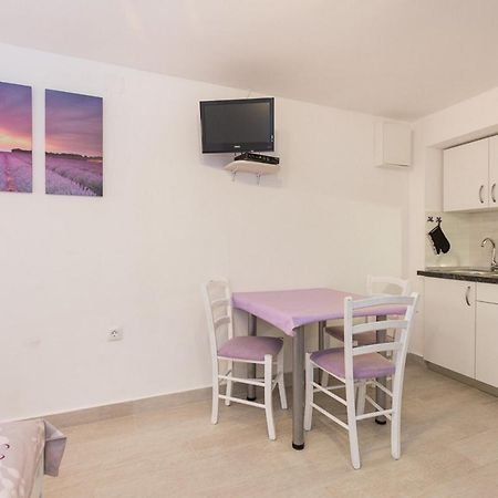 Studio Neva Baška Exterior foto